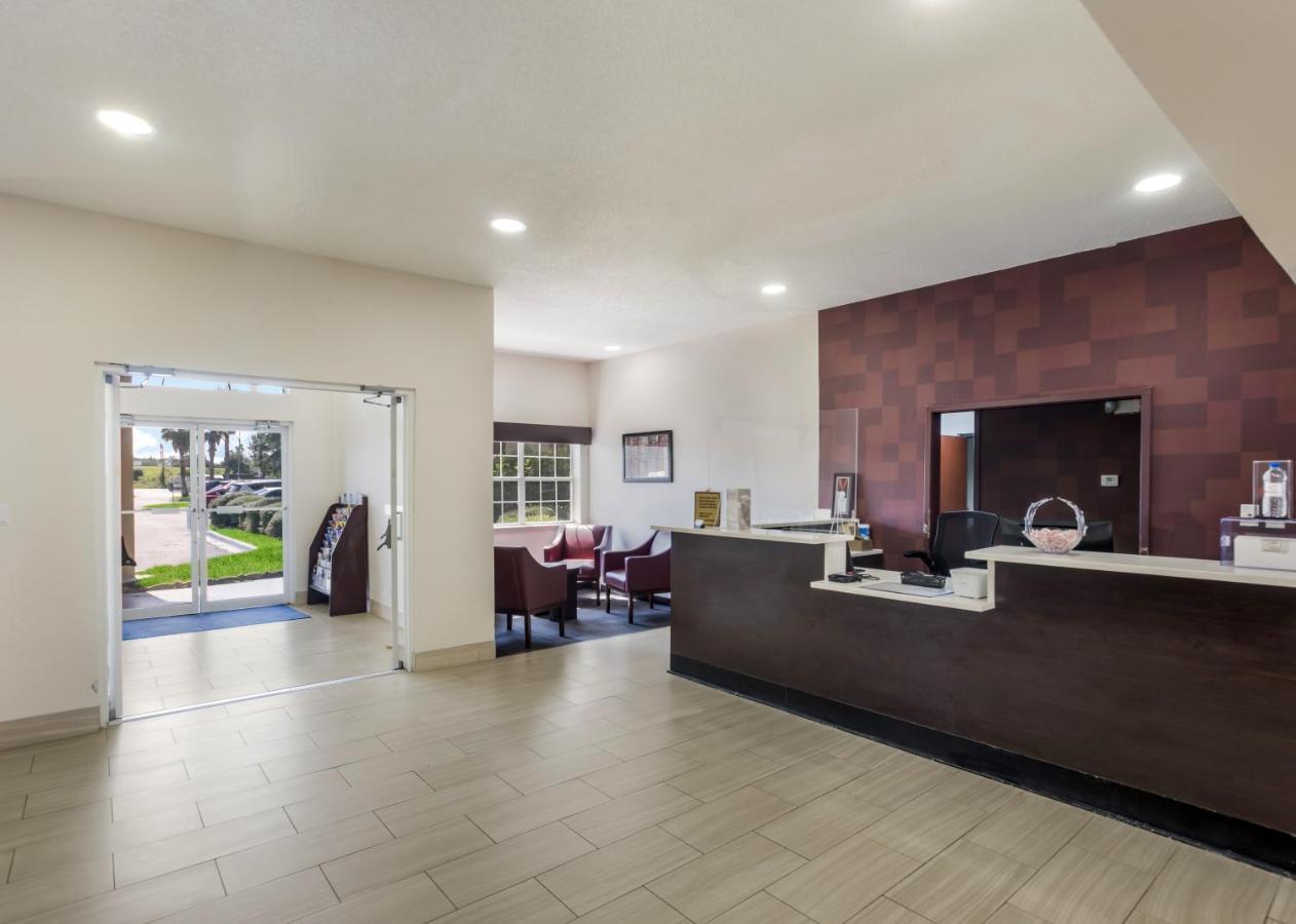 Red Roof Inn Plus+ & Suites Savannah - I-95 Georgetown المظهر الخارجي الصورة