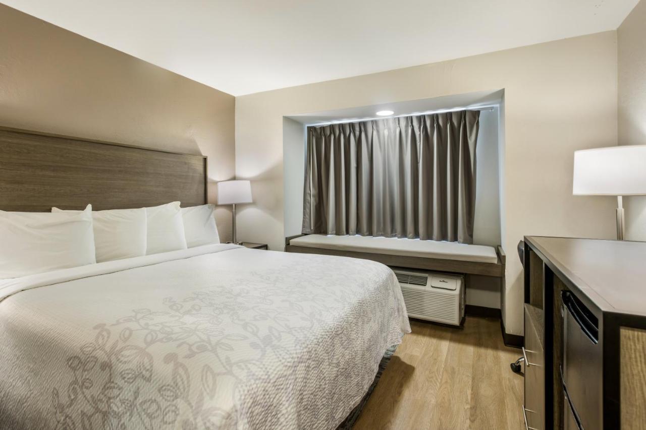 Red Roof Inn Plus+ & Suites Savannah - I-95 Georgetown المظهر الخارجي الصورة