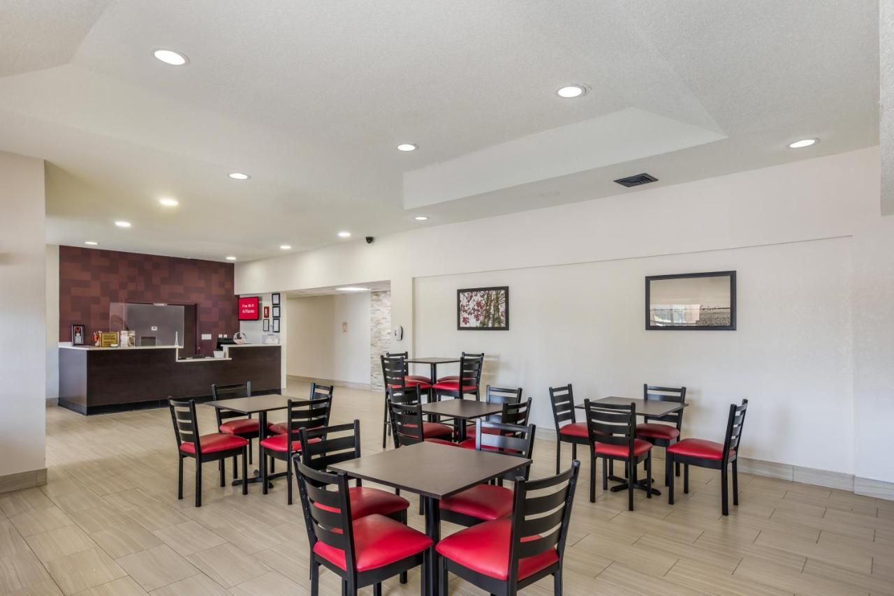Red Roof Inn Plus+ & Suites Savannah - I-95 Georgetown المظهر الخارجي الصورة