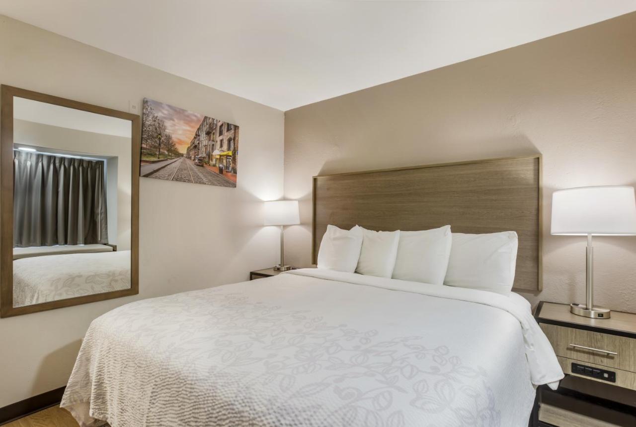 Red Roof Inn Plus+ & Suites Savannah - I-95 Georgetown المظهر الخارجي الصورة