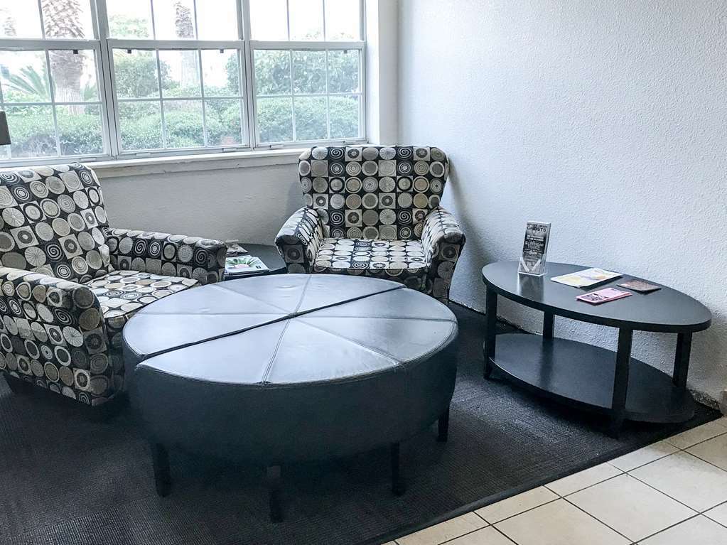 Red Roof Inn Plus+ & Suites Savannah - I-95 Georgetown المظهر الداخلي الصورة