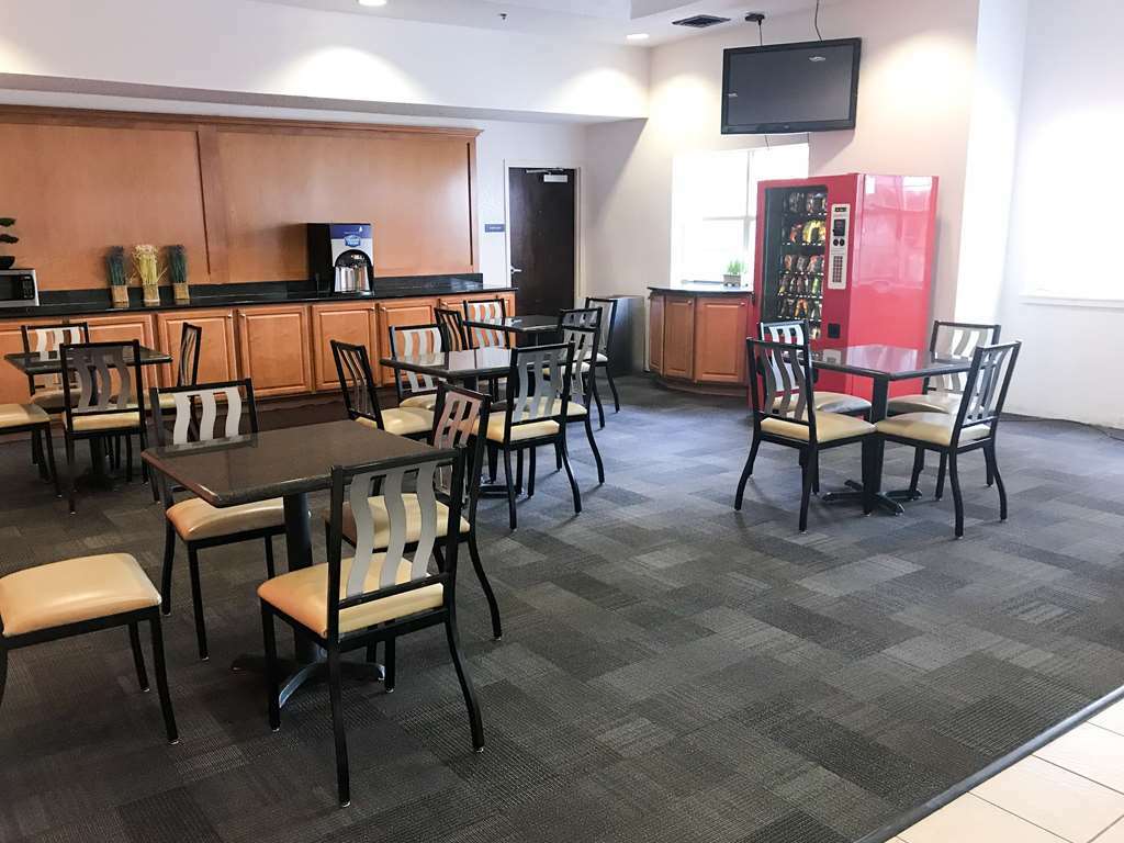 Red Roof Inn Plus+ & Suites Savannah - I-95 Georgetown المطعم الصورة